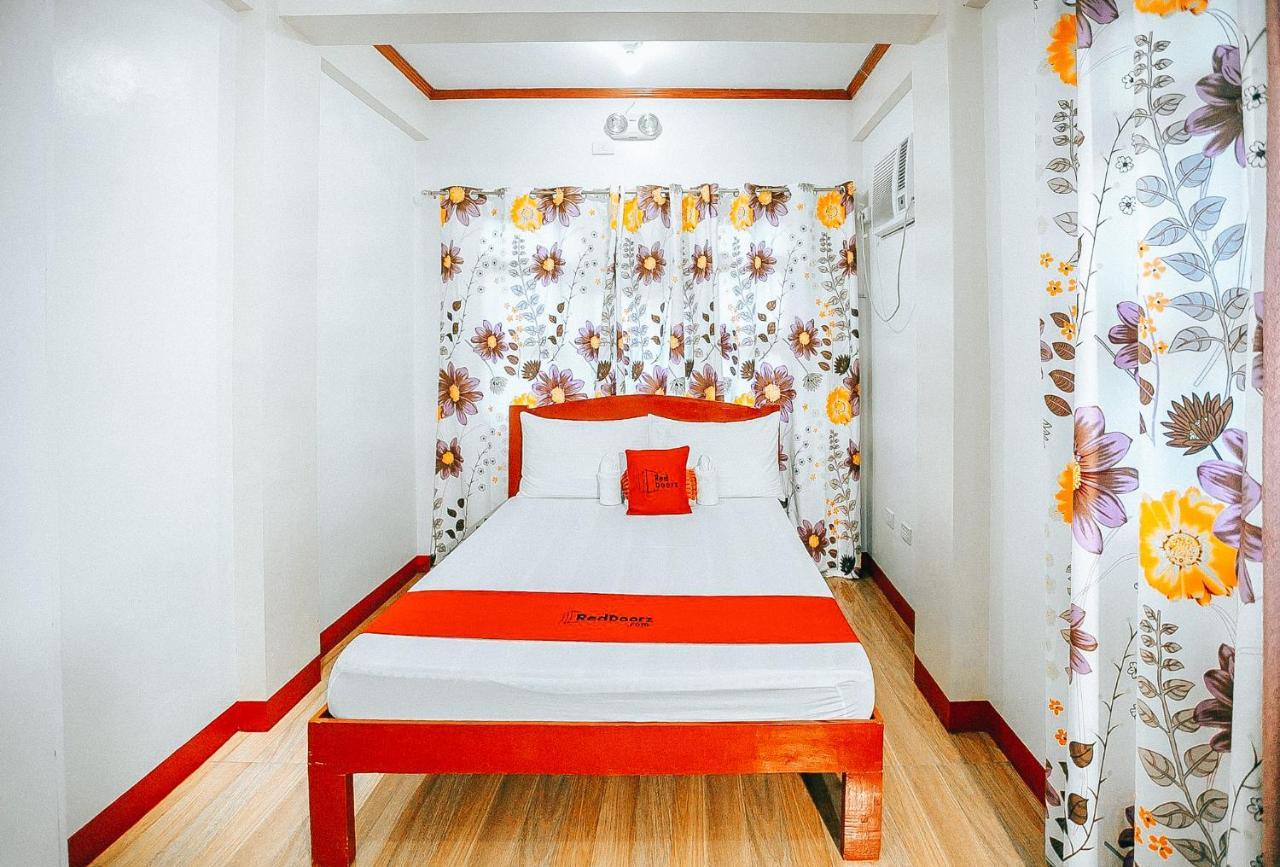 Reddoorz At S & L Apartelle Daraga Albay Legazpi Eksteriør bilde