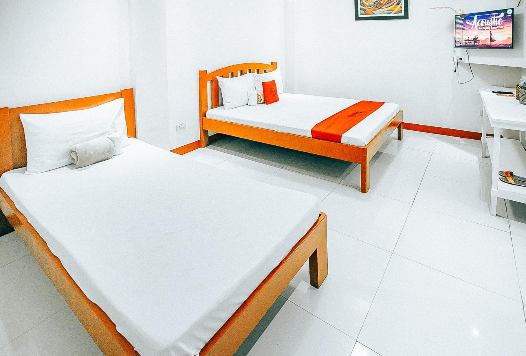 Reddoorz At S & L Apartelle Daraga Albay Legazpi Eksteriør bilde